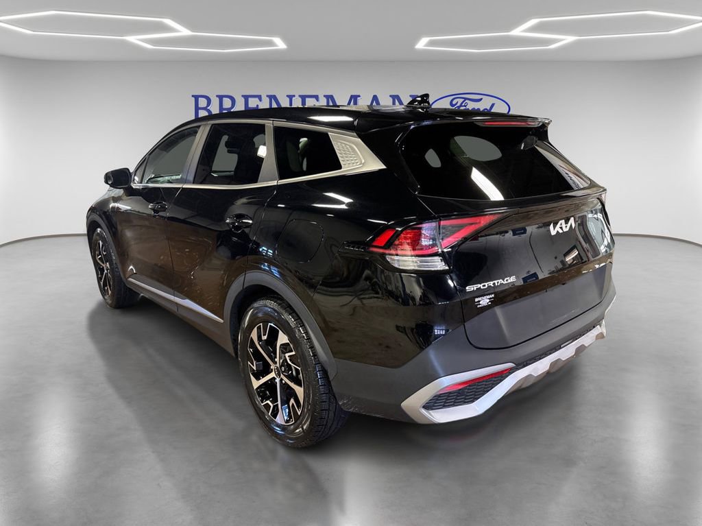Used 2023 Kia Sportage EX FWD image 7