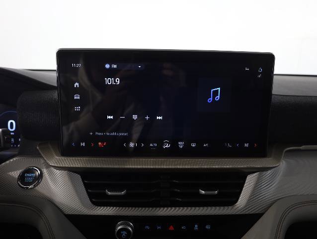 Certified 2025 Ford Explorer Active w/ Active Comfort Package image 15