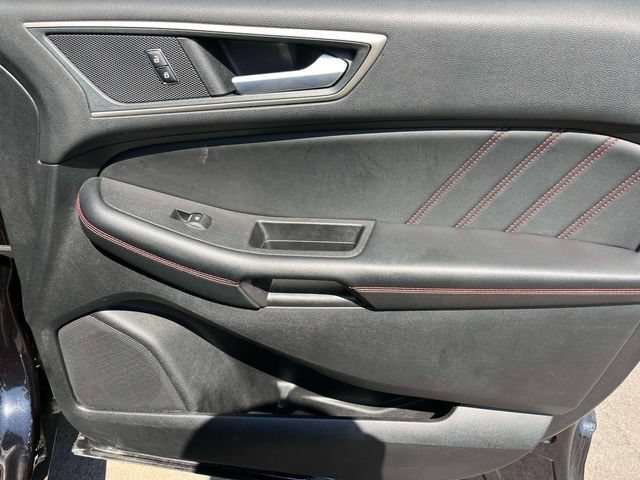 Certified 2024 Ford Edge ST-Line AWD/4WD image 23