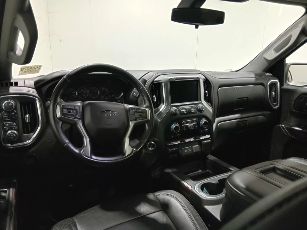 Used 2020 Chevrolet Silverado 1500 LT Trail Boss AWD/4WD image 14