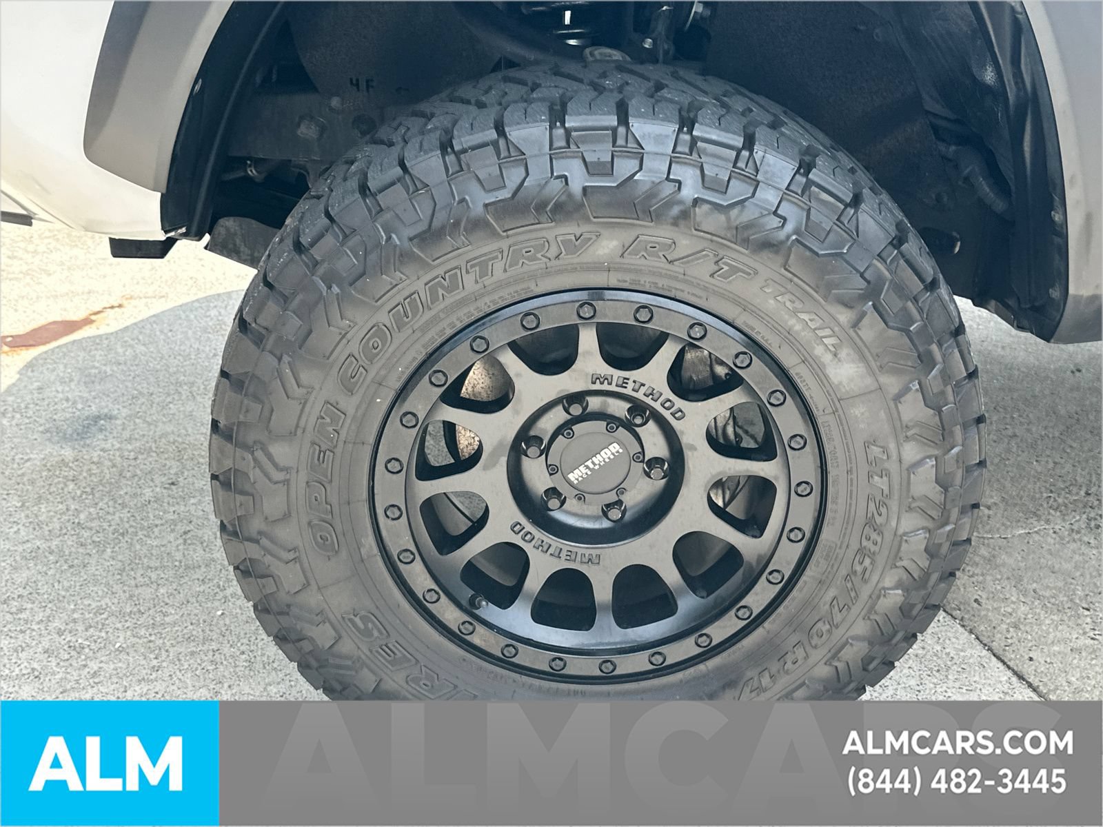Used 2022 Toyota Tacoma TRD Off-Road RWD image 12