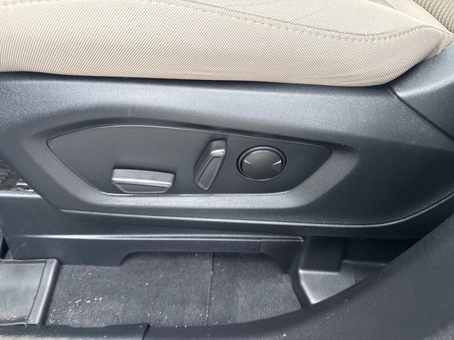 Certified 2022 Ford Explorer XLT w/ Class IV Trailer Tow Package image 27