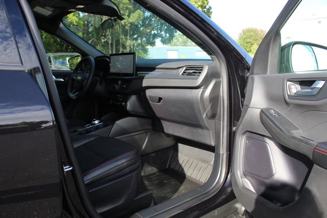 Certified 2024 Ford Escape ST-Line AWD/4WD image 26