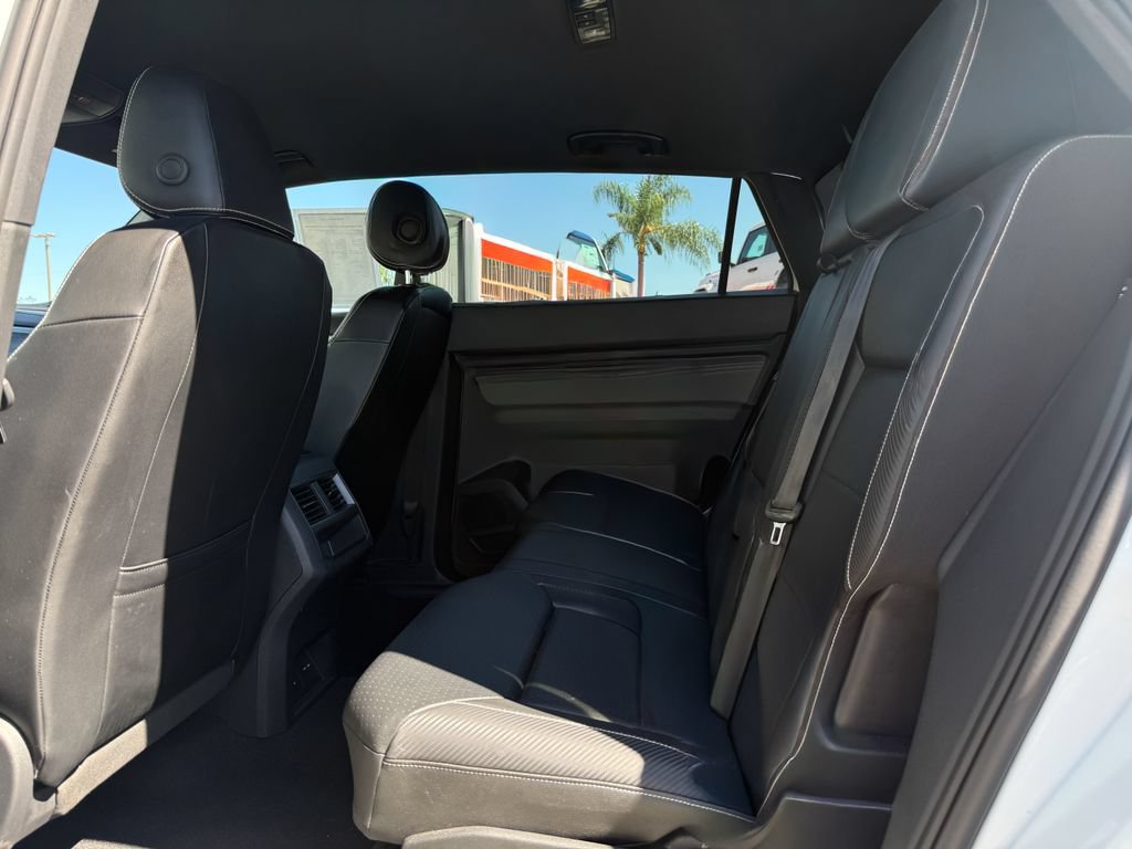Used 2022 Volkswagen Atlas Cross Sport SE AWD/4WD image 24