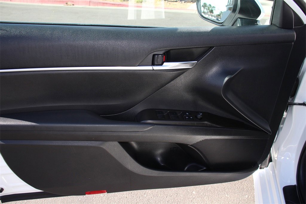 Used 2022 Toyota Camry SE w/ Convenience Package image 23