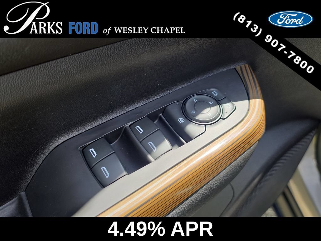 Used 2019 GMC Acadia SLE FWD image 18