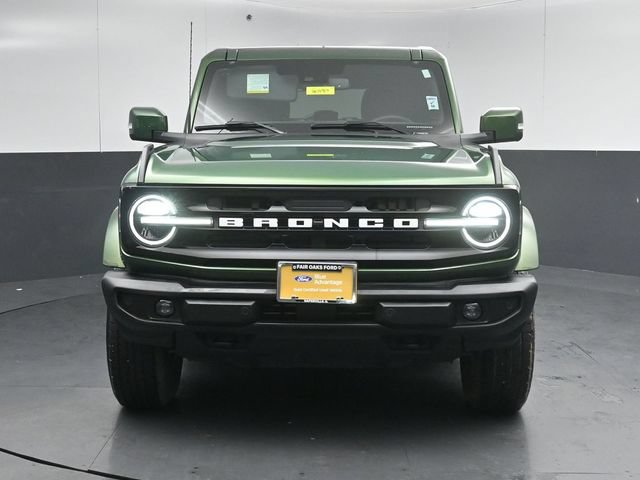 Certified 2025 Ford Bronco Outer Banks AWD/4WD image 2