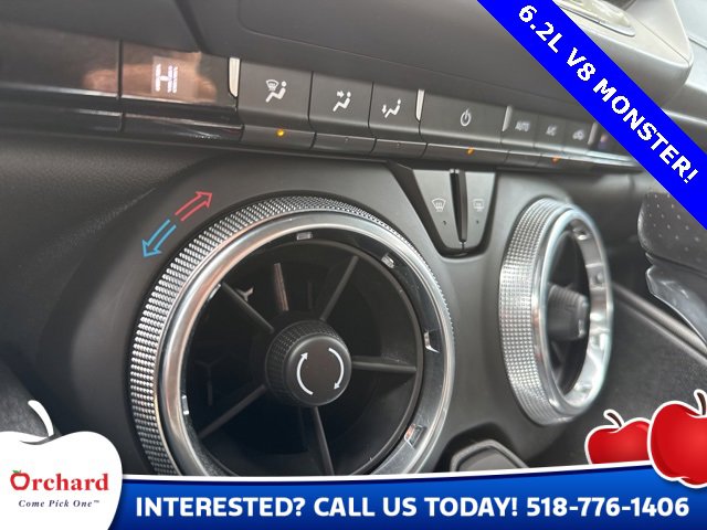 Used 2021 Chevrolet Camaro LT w/ Technology Package image 23