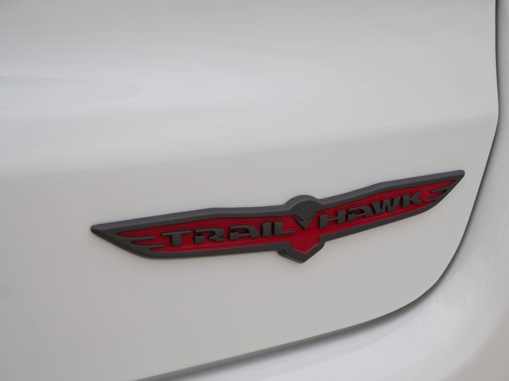 Used 2024 Jeep Compass Trailhawk image 9