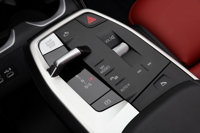 Used 2024 BMW X1 xDrive28i w/ Technology Package image 26