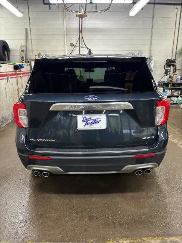 Certified 2022 Ford Explorer Platinum w/ Equipment Group 601A image 2