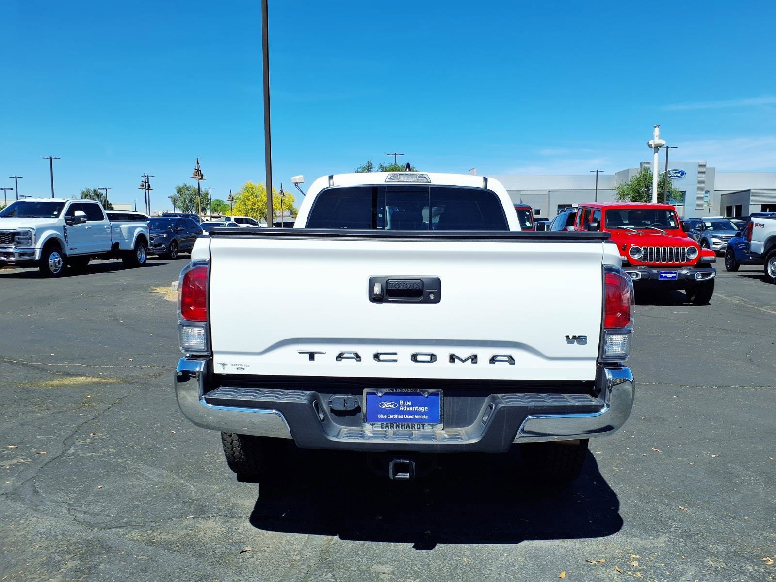 Used 2023 Toyota Tacoma TRD Off-Road image 3