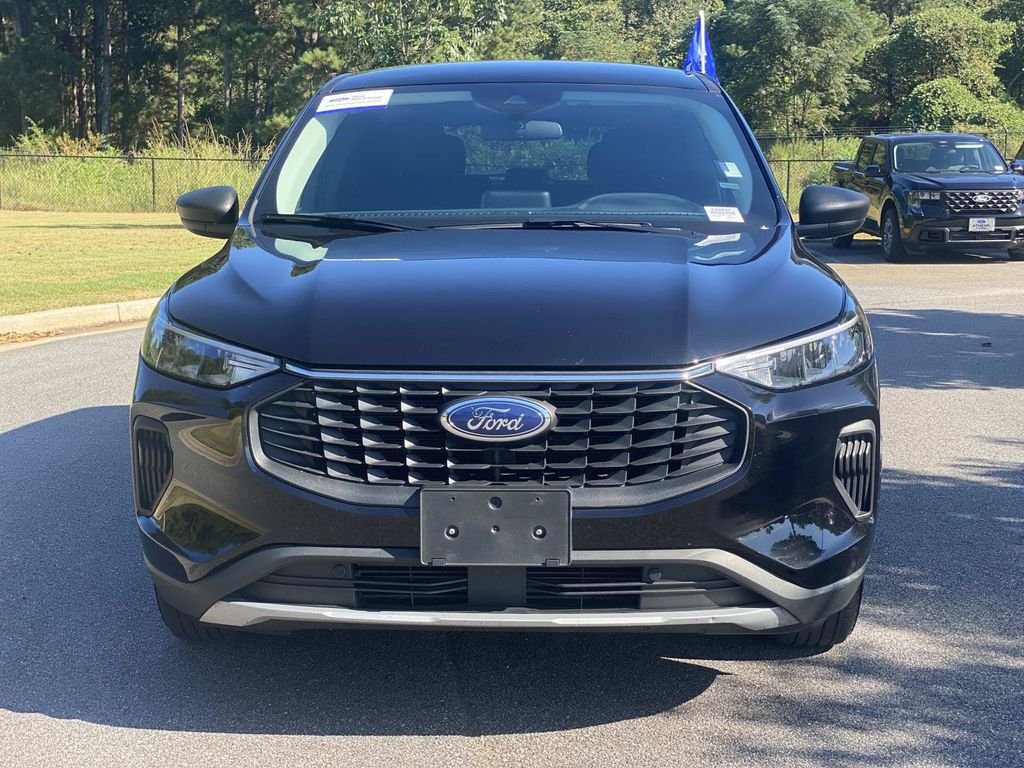 Certified 2025 Ford Escape Active FWD image 11