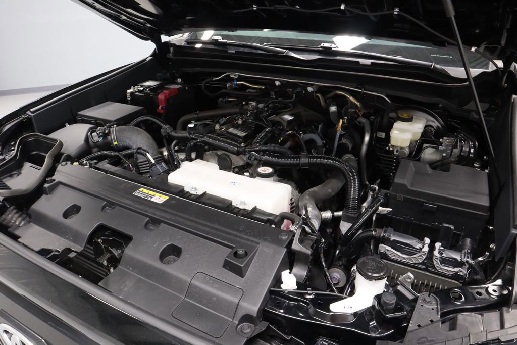 Used 2024 Toyota Tacoma SR AWD/4WD image 12