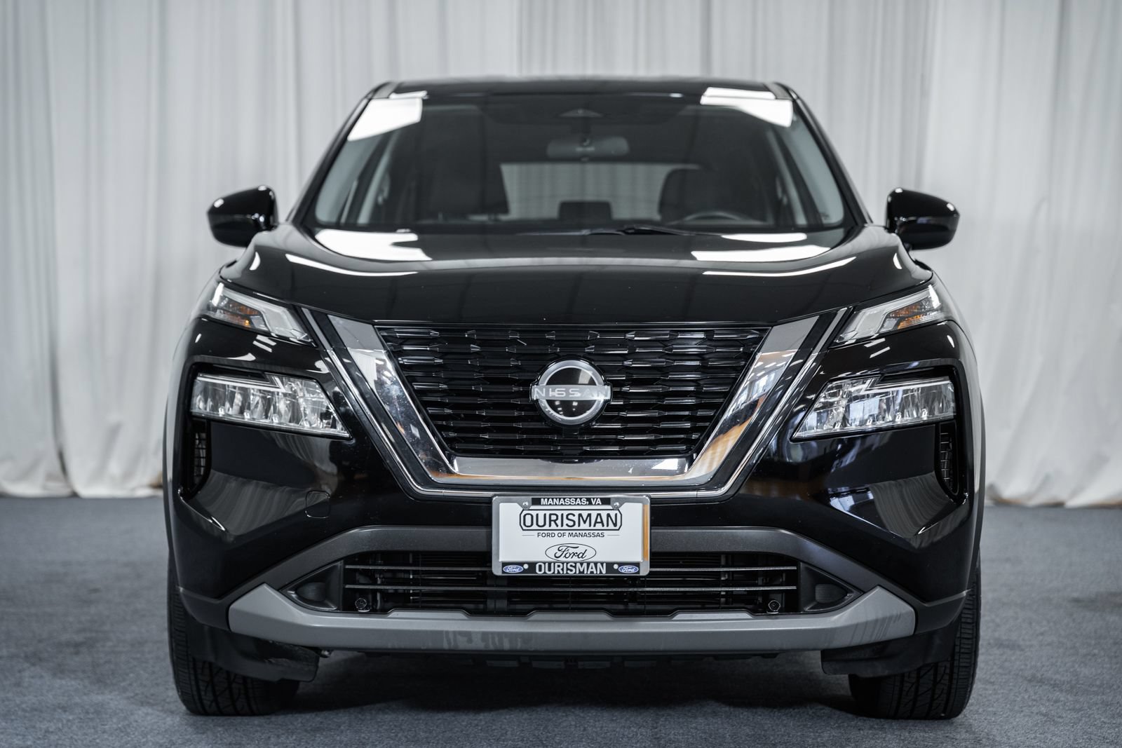 Used 2023 Nissan Rogue SV AWD/4WD image 2