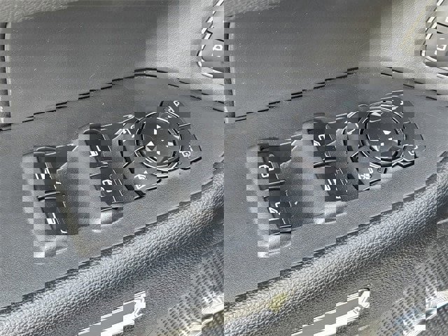 Certified 2024 Ford Expedition XLT image 13