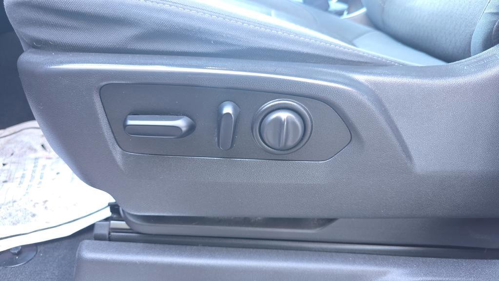 Used 2020 Chevrolet Silverado 1500 LT w/ All-Star Edition image 16