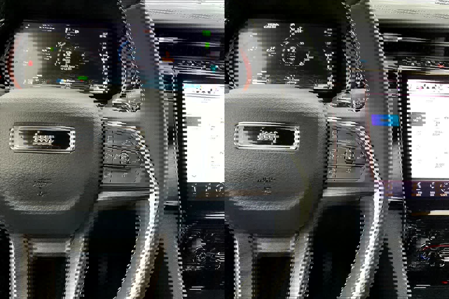 Used 2022 Jeep Grand Cherokee Limited 4xe image 25