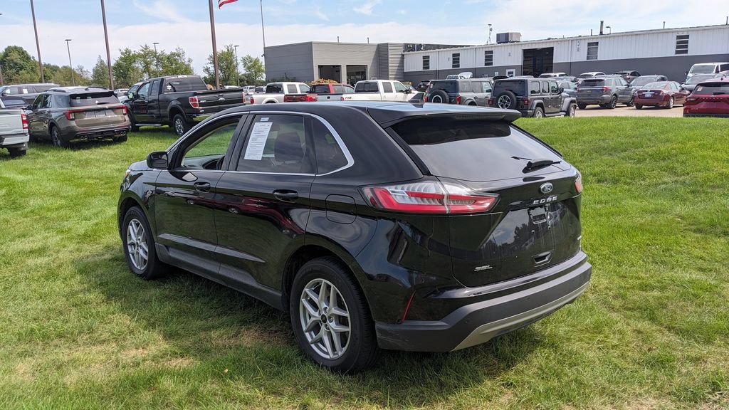 Certified 2023 Ford Edge SEL w/ Convenience Package AWD/4WD image 5