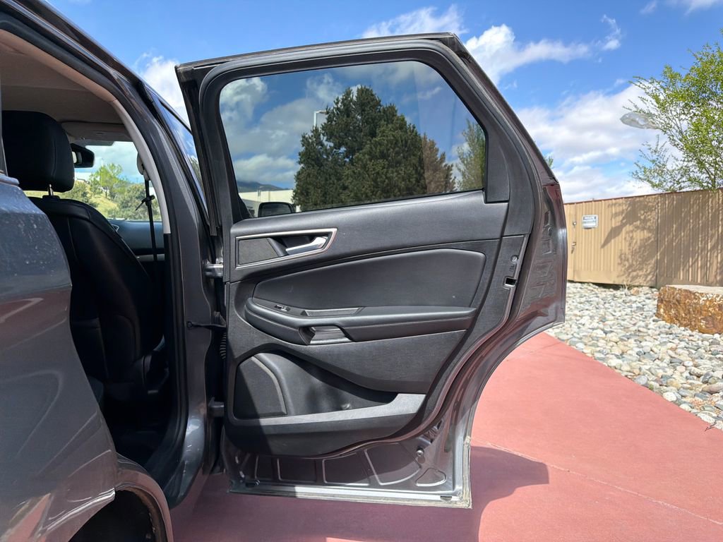 Certified 2024 Ford Edge SEL image 24
