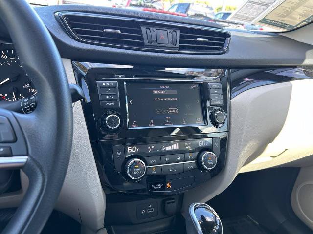 Used 2019 Nissan Rogue Sport SV FWD image 32