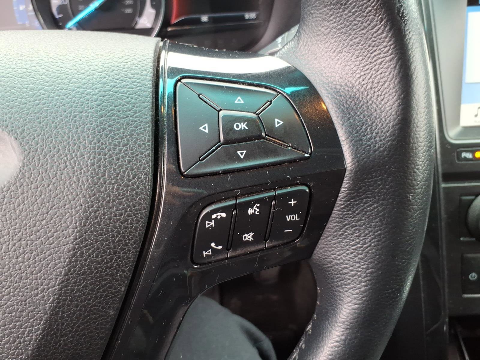 Certified 2017 Ford Explorer XLT w/ Equipment Group 202A image 20