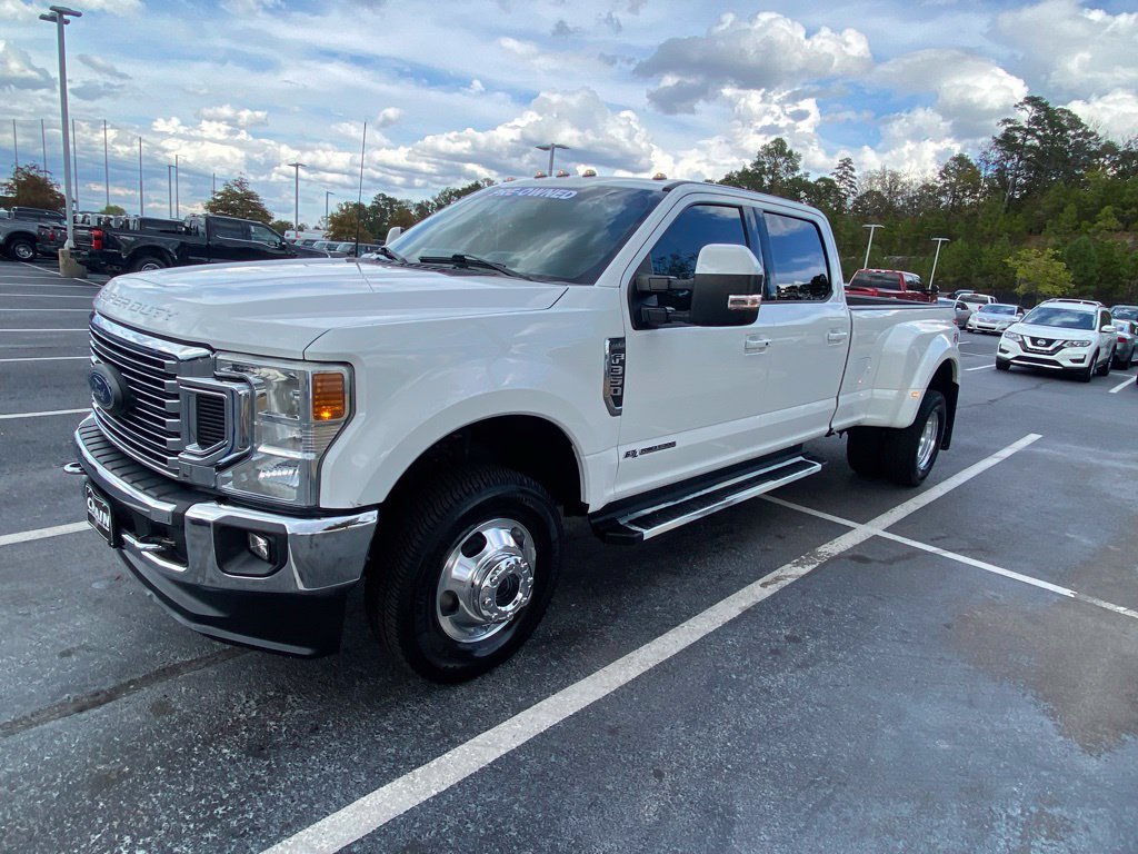 Certified 2022 Ford F350 Lariat w/ Lariat Ultimate Package AWD/4WD image 3