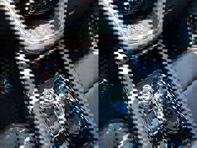 Certified 2025 Ford Explorer Platinum image 26