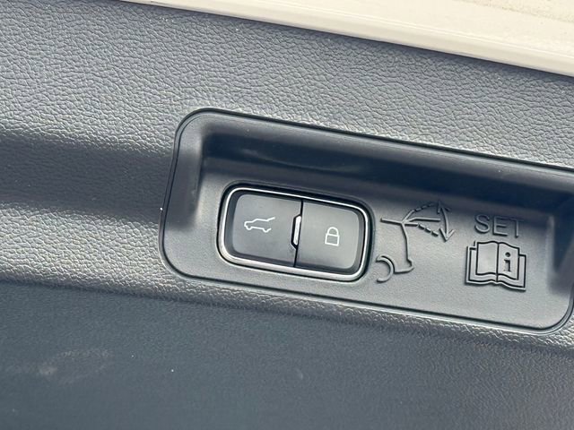 Certified 2023 Ford Explorer ST-Line w/ Class IV Trailer Tow Package image 30