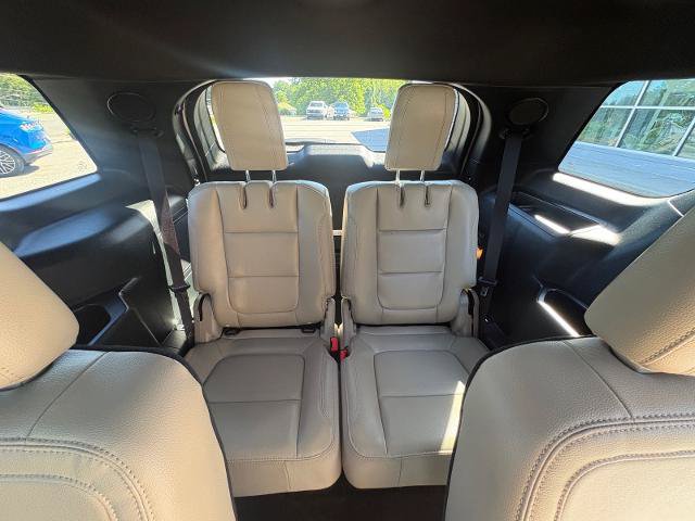 Certified 2018 Ford Explorer Limited w/ Equipment Group 301A FWD image 34