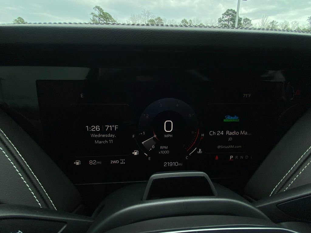 Used 2025 GMC Yukon AT4 Ultimate image 14