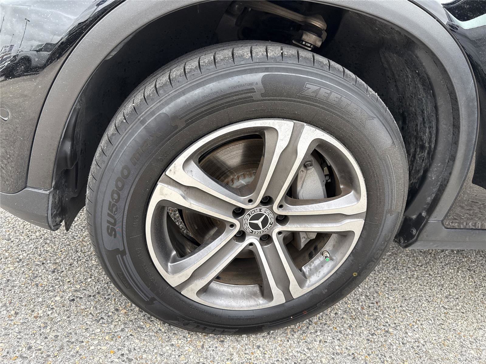 Used 2021 Mercedes-Benz GLC 300 image 32