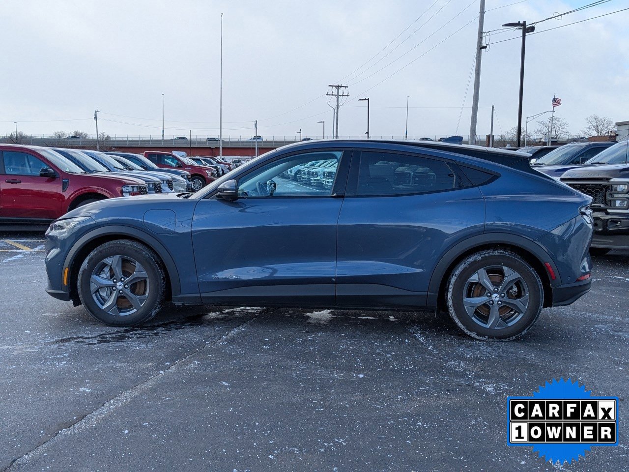 Certified 2021 Ford Mustang Mach-E Select w/ Comfort/Technology Package image 2