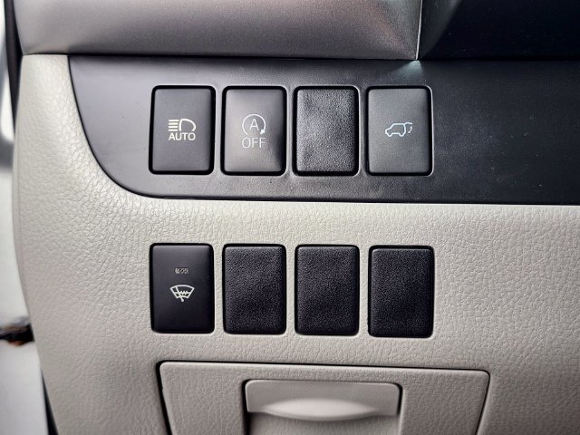Used 2019 Toyota Highlander XLE AWD/4WD image 25