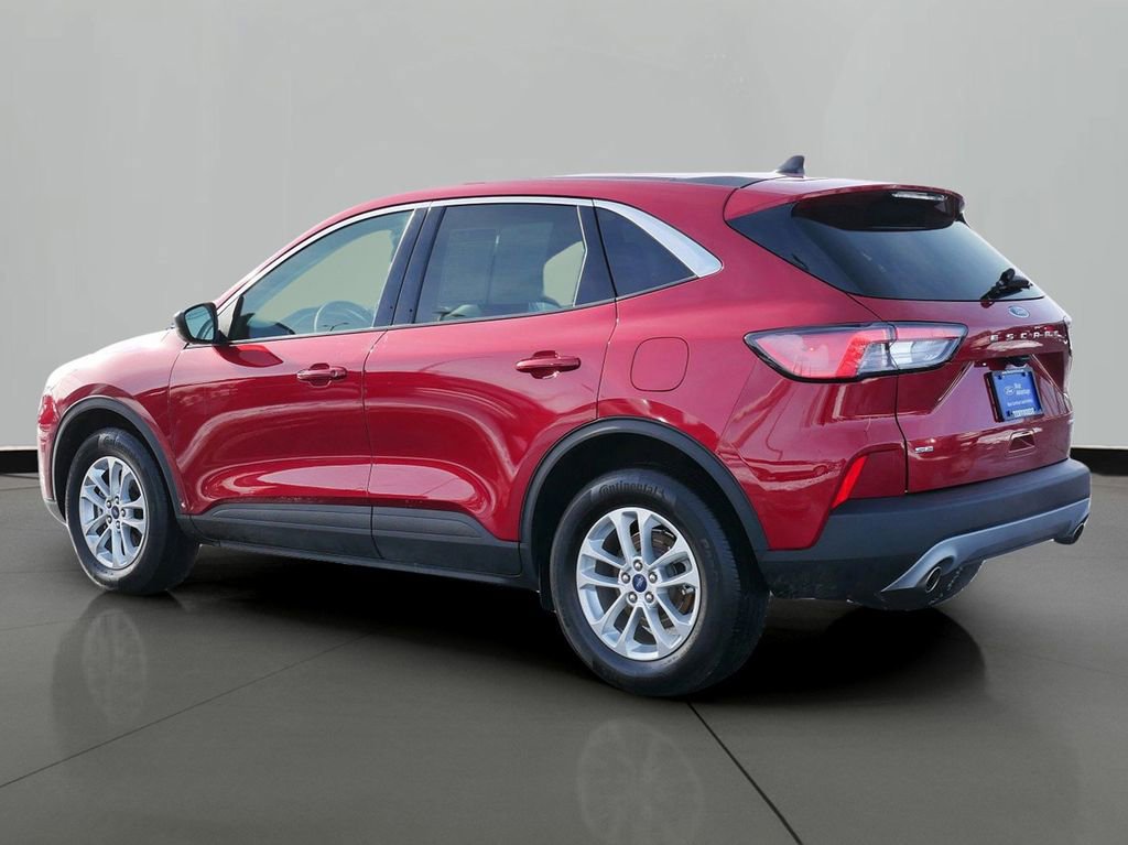 Certified 2022 Ford Escape SE w/ Convenience Package image 2