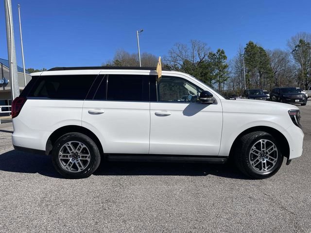 Certified 2025 Ford Expedition Active image 6