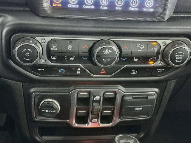 Used 2021 Jeep Wrangler Unlimited Sahara w/ Cold Weather Group AWD/4WD image 17