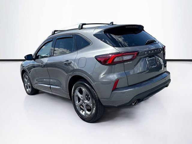 Certified 2023 Ford Escape ST-Line w/ Tech Pack #1 AWD/4WD image 8