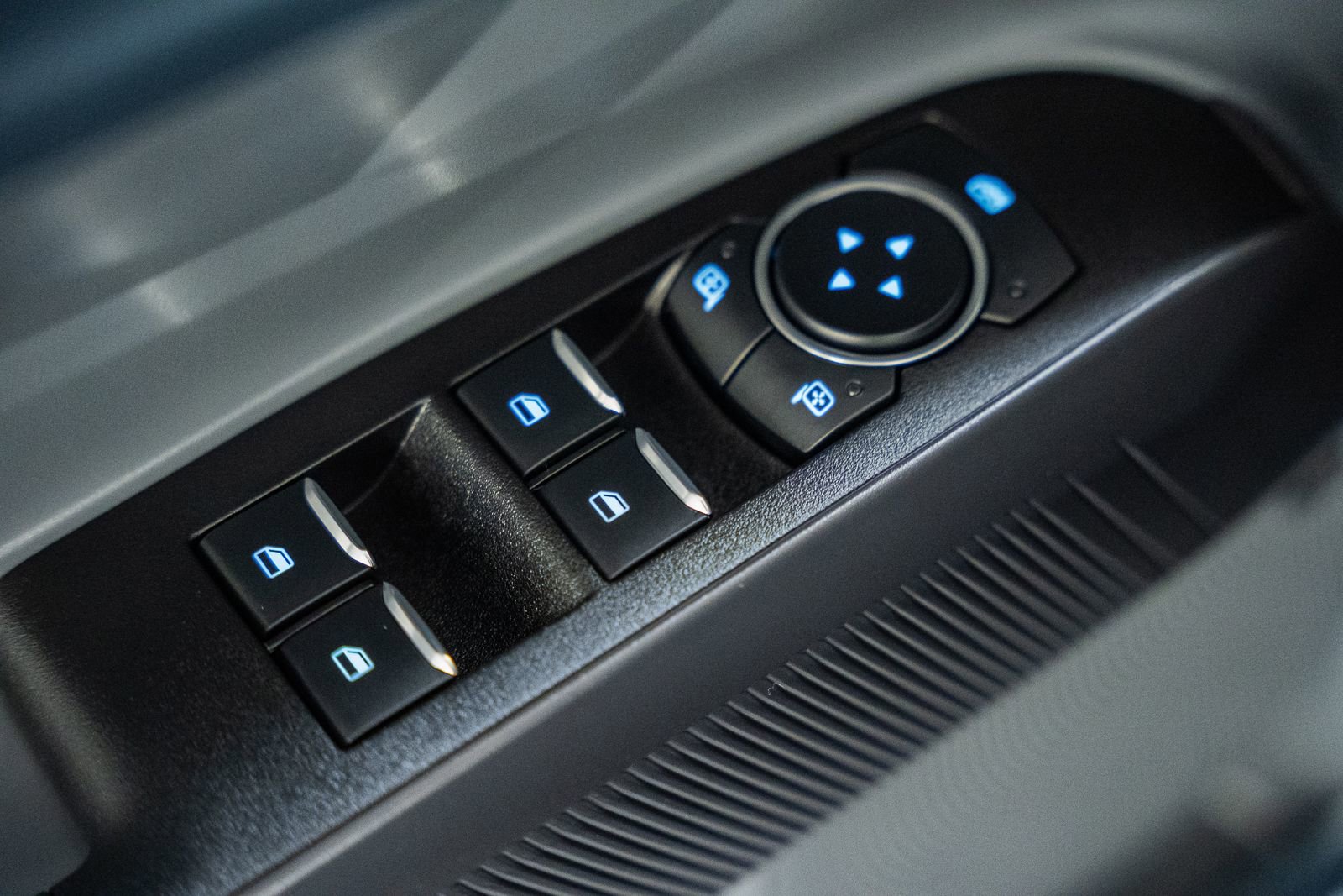 Certified 2026 Ford Maverick Lariat w/ Black Appearance Package image 45