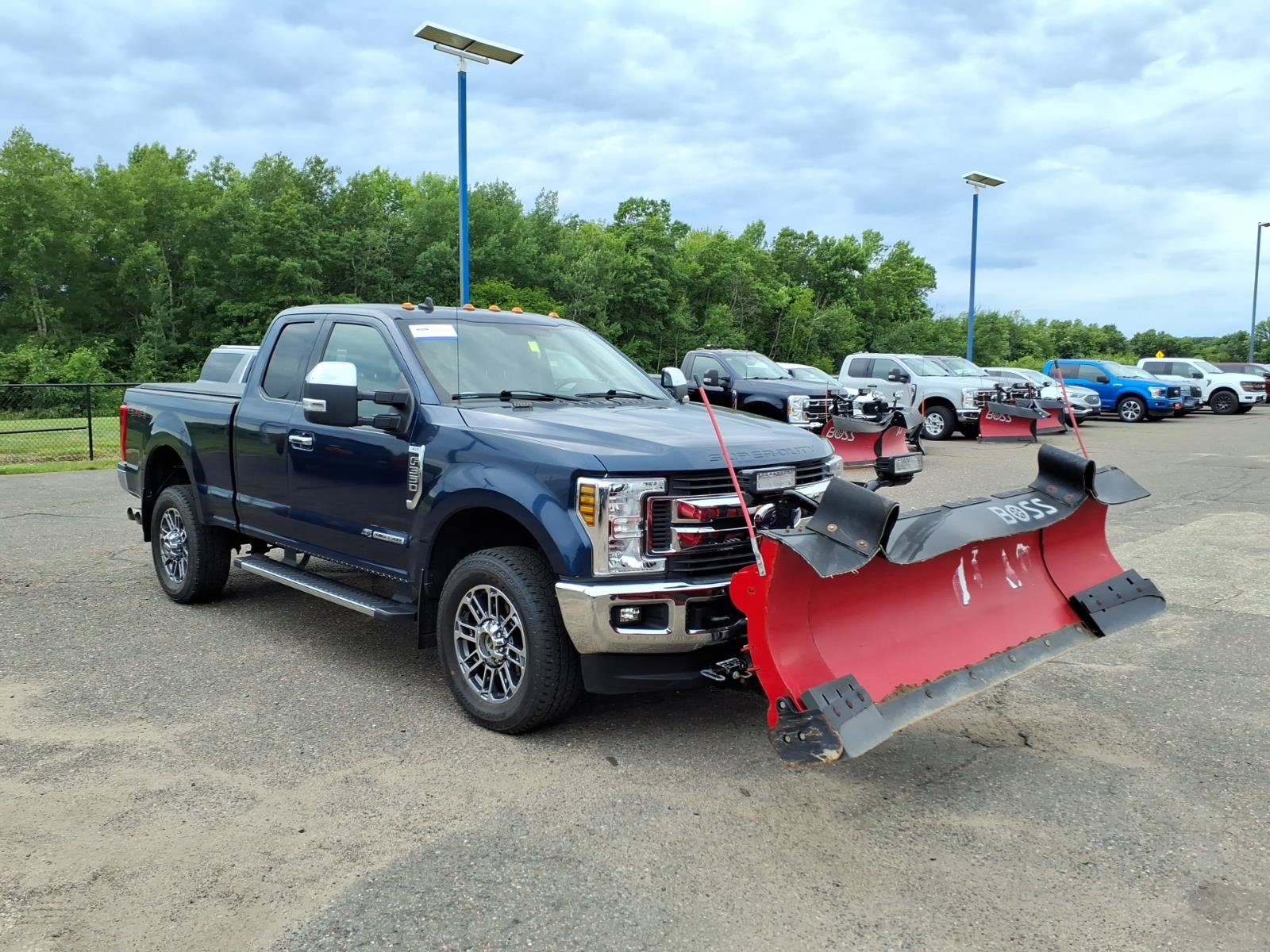 Certified 2019 Ford F350 XLT w/ XLT Premium Package AWD/4WD image 8