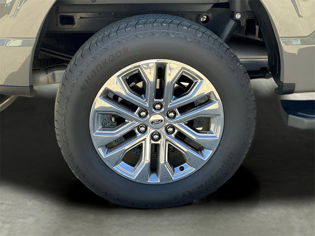 Certified 2025 Ford F150 Lariat w/ Equipment Group 502A High image 22