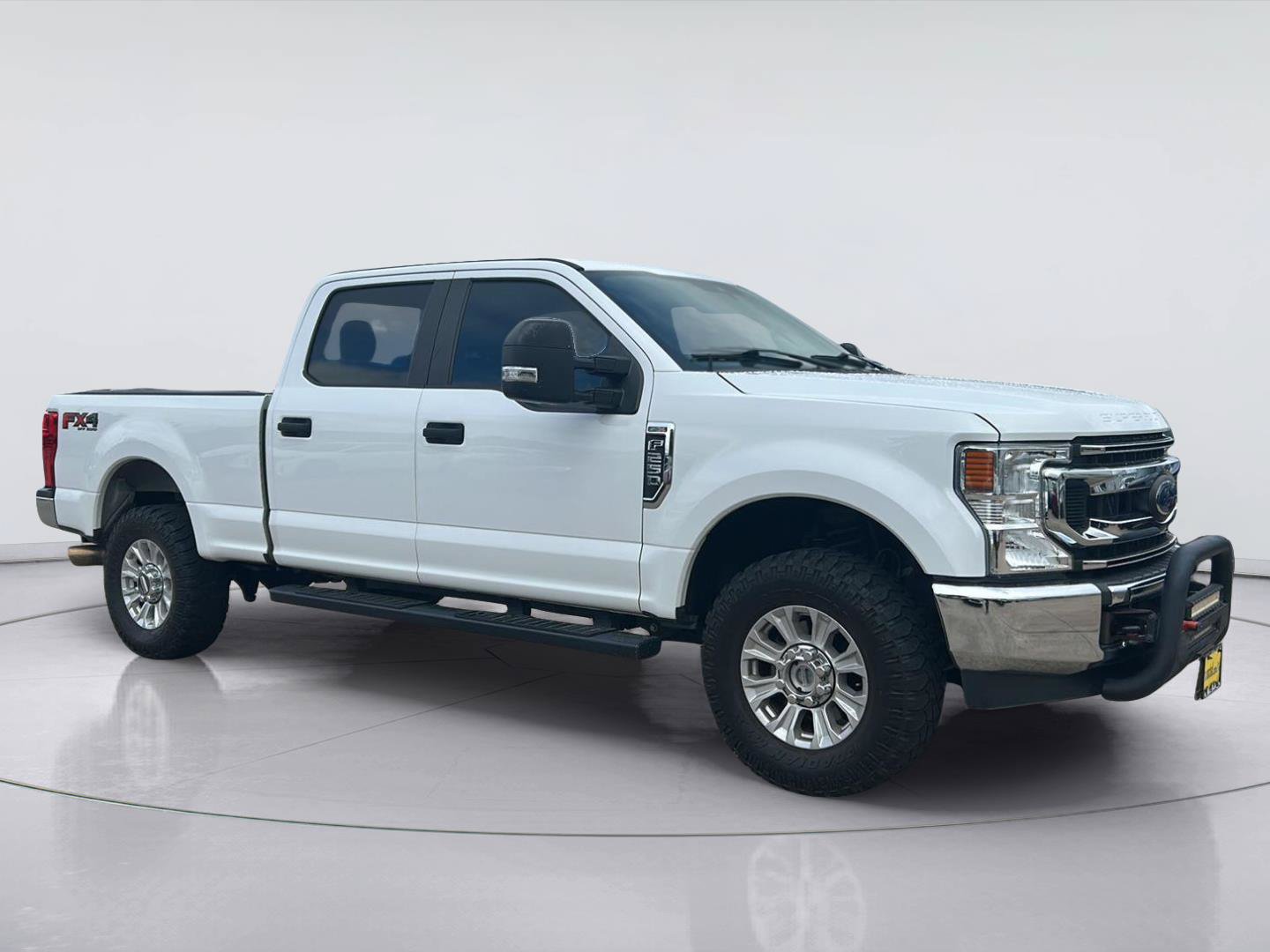 Certified 2022 Ford F250 XL w/ STX Appearance Package AWD/4WD image 3