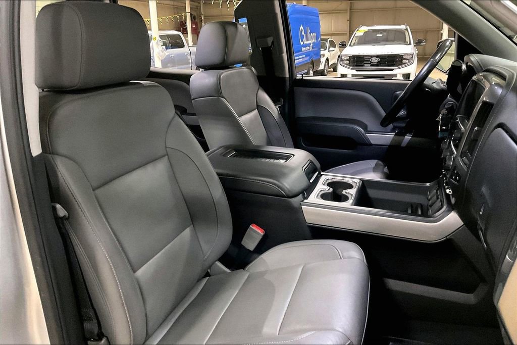 Used 2018 Chevrolet Silverado 1500 LTZ Z71 w/ LTZ Plus Package AWD/4WD image 7