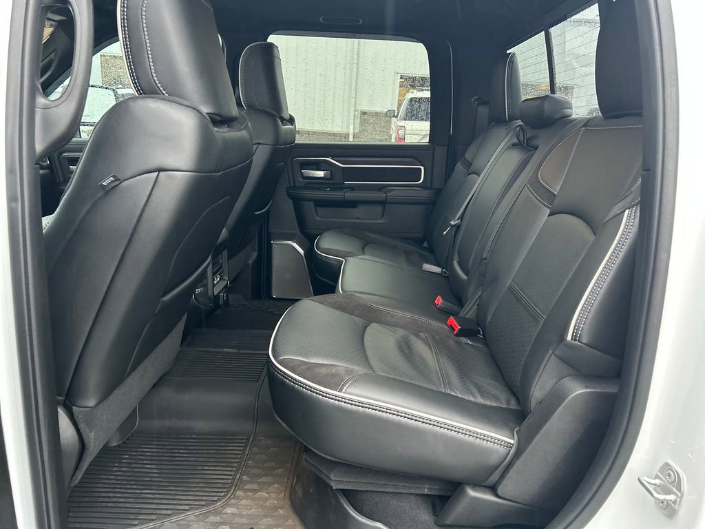 Used 2025 RAM 3500 Laramie image 33