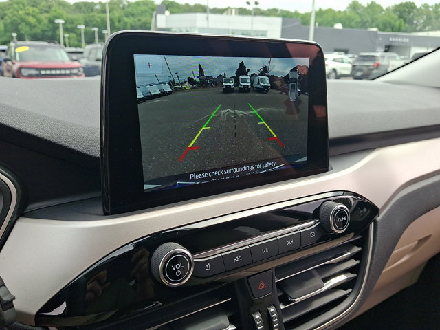 Certified 2022 Ford Escape SEL AWD/4WD image 17