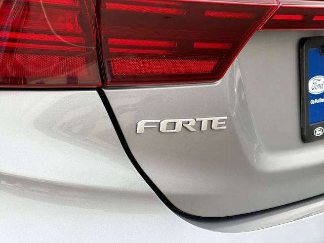 Used 2023 Kia Forte GT-Line FWD image 13
