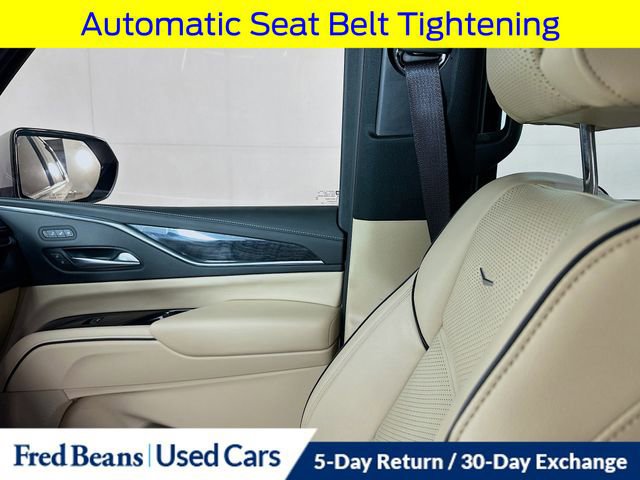 Used 2023 Cadillac Escalade Premium Luxury image 30