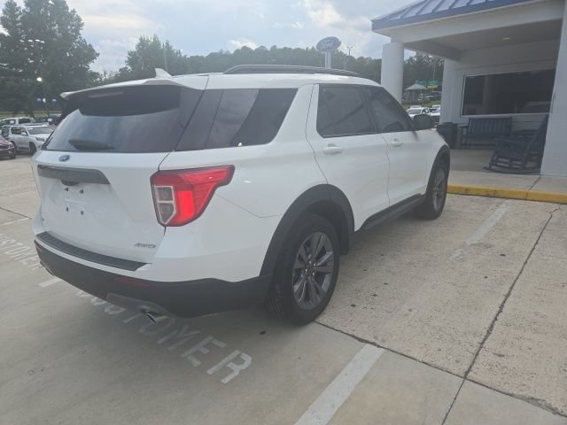 Certified 2024 Ford Explorer XLT w/ Equipment Group 202A AWD/4WD image 19