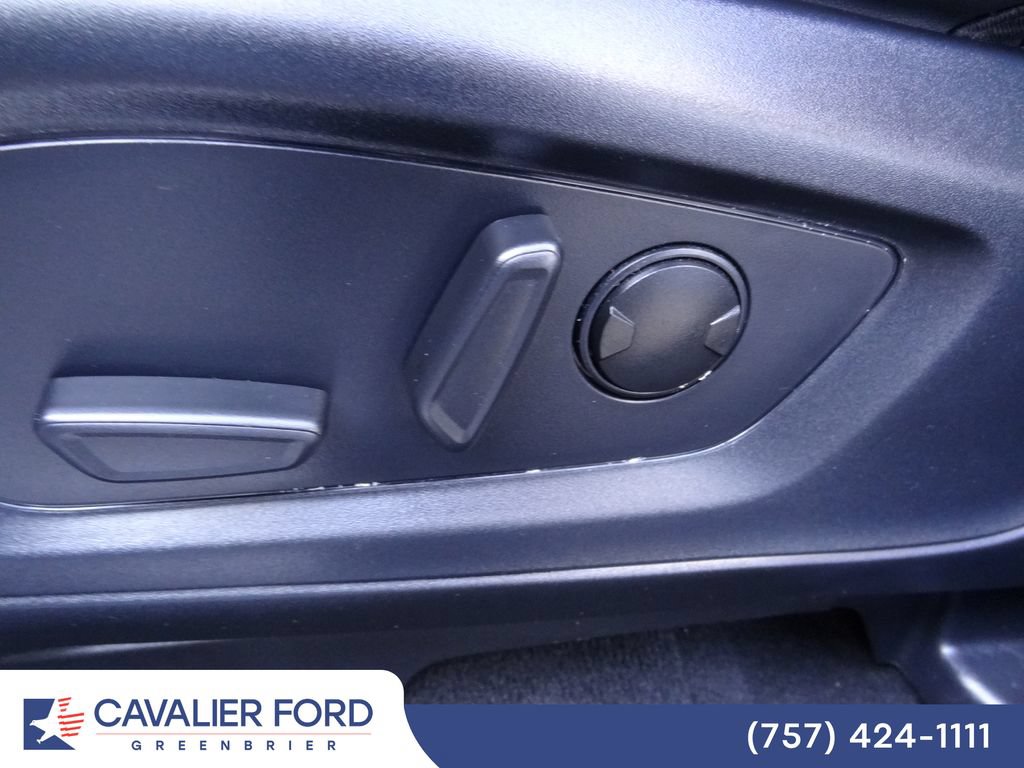Certified 2025 Ford Explorer ST-Line AWD/4WD image 7