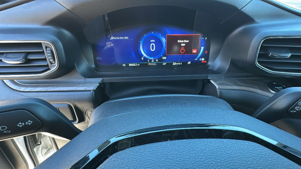 Certified 2023 Ford Explorer Platinum w/ Technology Package image 21